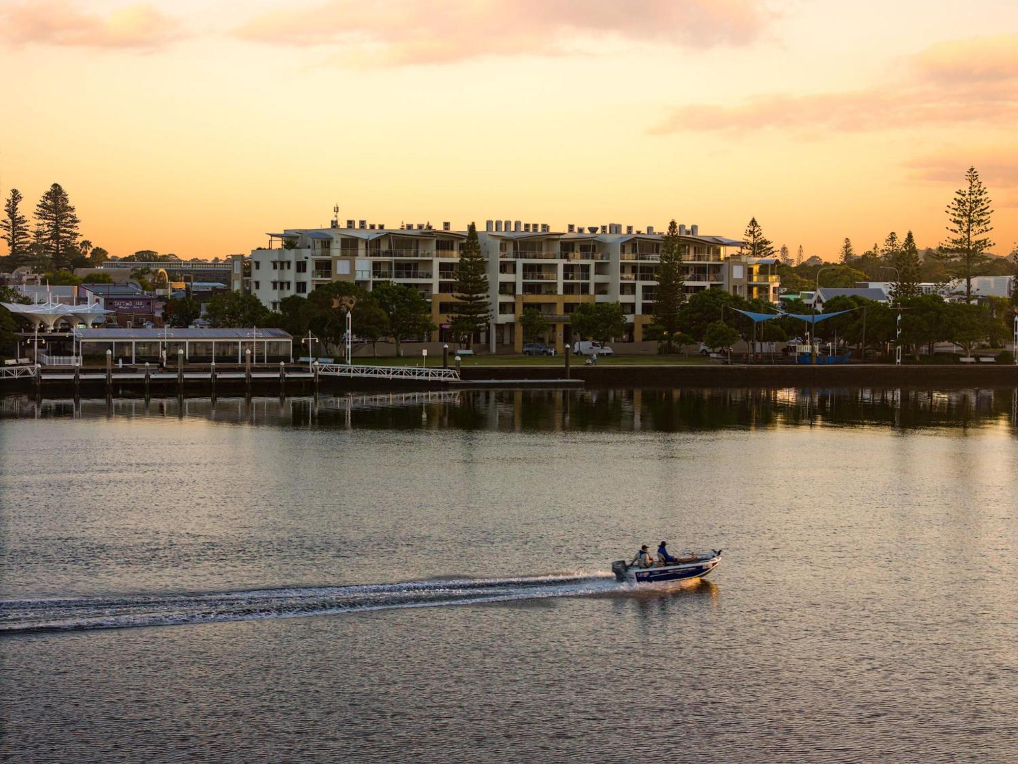 Riverside Holiday Apartments Ballina Kültér fotó